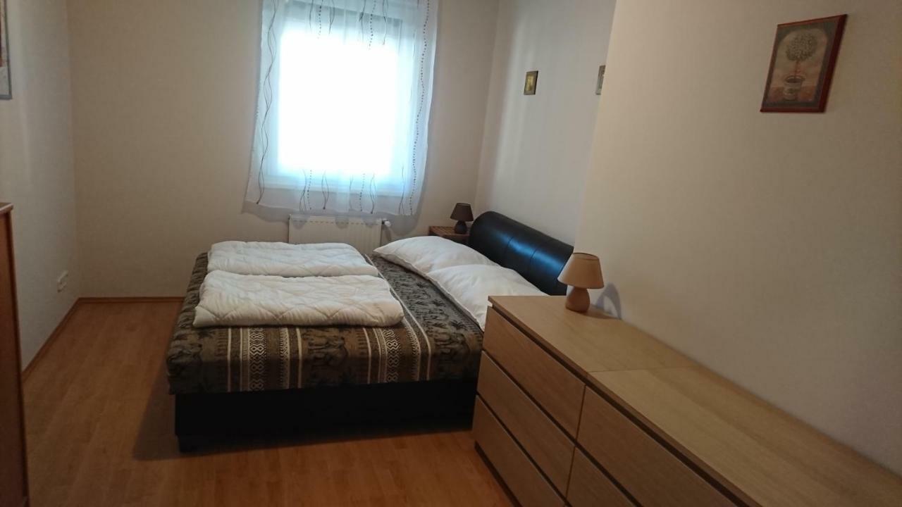 Villa Palazzo Apartments Siofok Bagian luar foto